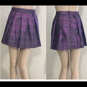 Boutique XXI pleated shimmering mini skirt